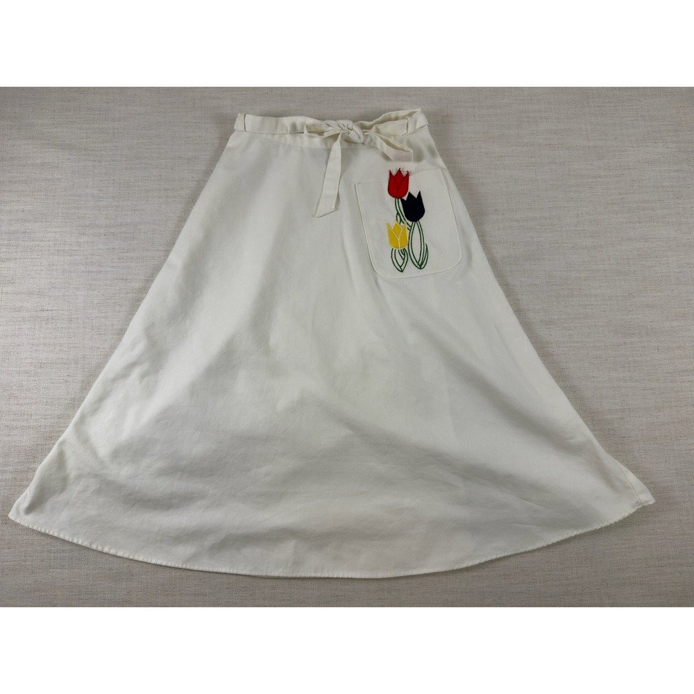 Vintage JG Collection Joyce Wrap Skirt Tulip Embroidered ILGWU USA Made White